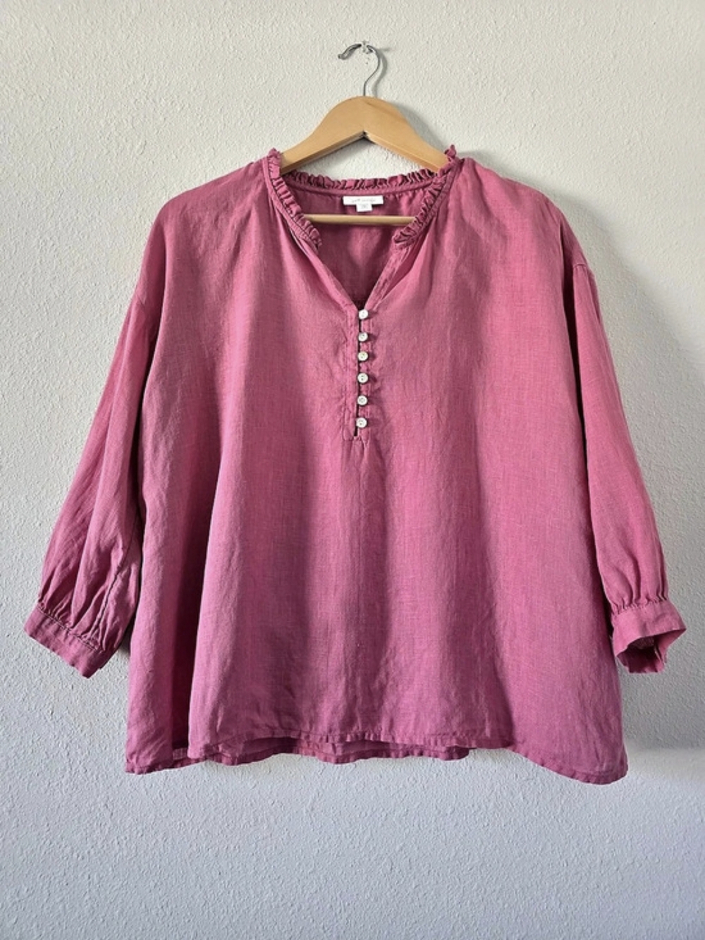 Love Linen Ruffle Neck Blouse Size Small